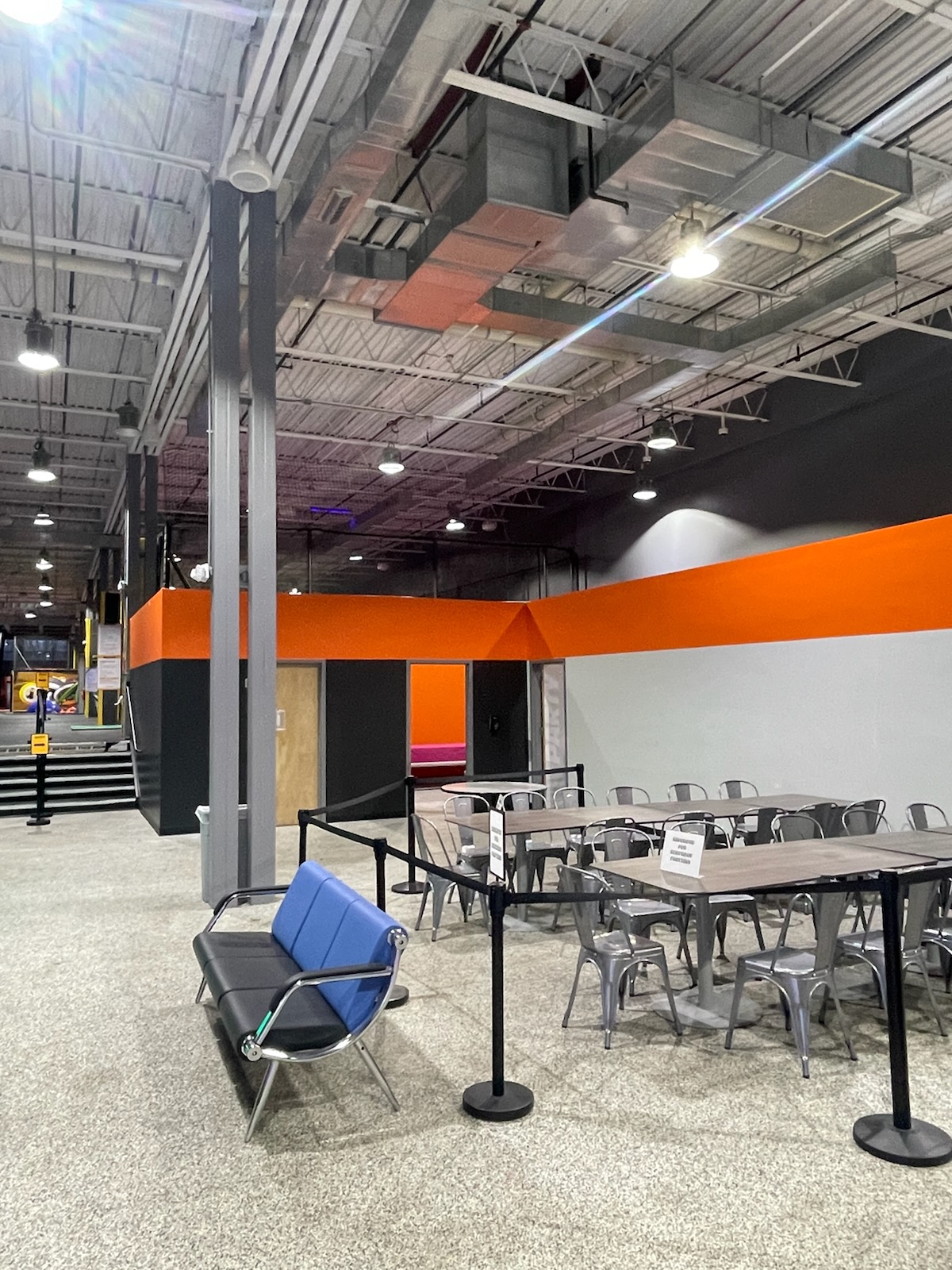 Pic 1 - sky-zone-commercial